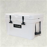 Bayou Classic 25 Quart Roto-Molded Cooler (White) / Bayou Classic 25 Quart Cooler (White)